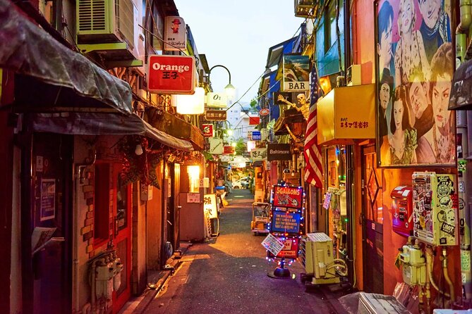 Shinjuku Highlights Walking Tour - Reading Kabukicho Beyond the Neon