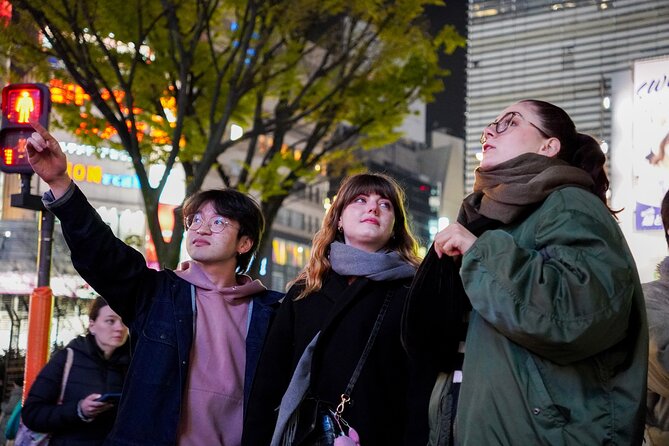 Shinjuku Highlights Walking Tour - What a Five-Person Group Changes