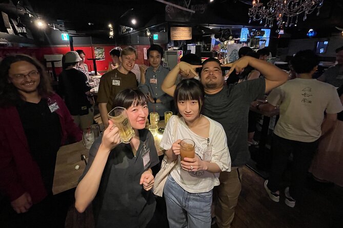 Shinjuku Locals &Traveller Meet&Drink Experience Solo going Party - A social night built for people arriving alone
