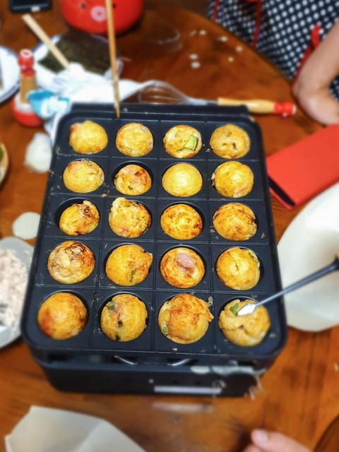 Shinjuku Tokyo: Authentic Japanese Home-Style Culinary Class - A Central Location With One Important Detail