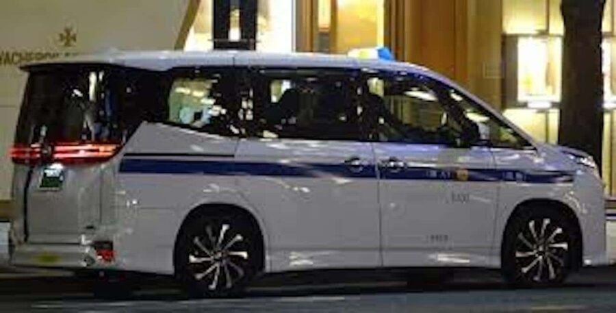 Shuttle Van Tokyo-Tour, for 4 Hours or 6 Hours+Transfer Time - Transfer choices from Tokyo, Yokohama, and Narita