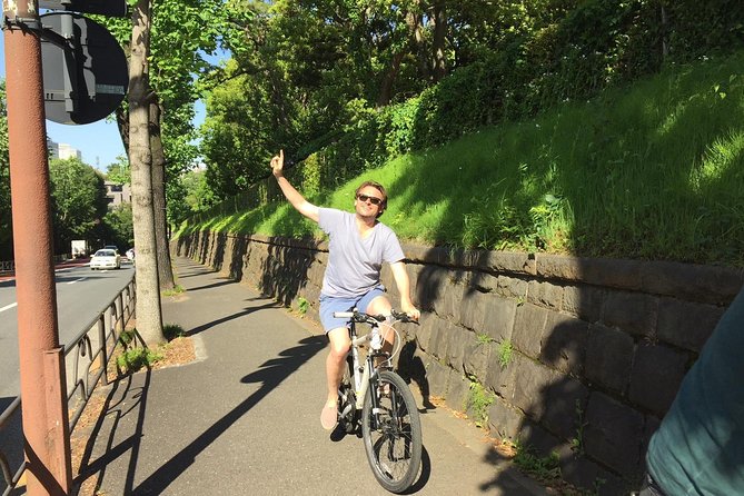 Small Group Cycling Tour in Tokyo - Meiji Shrine, Tokyo’s wooded Shinto sanctuary