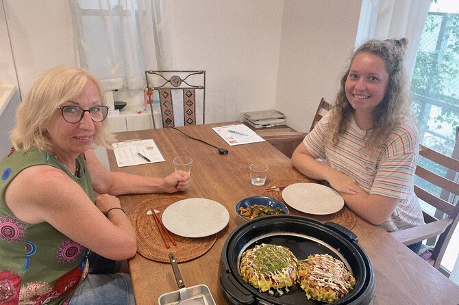 Small-Group Osaka-Style Okonomiyaki Cooking Class - Vegetarian and Vegan Cooking Adjustments