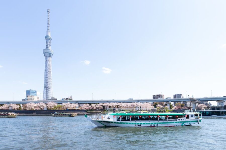 Sumida River: Japanese Traditional Yakatabune Dinner Cruise - Returning via Tokyo Skytree