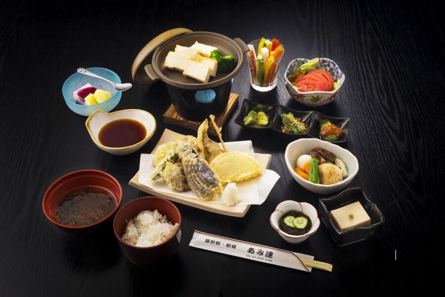 Sumida River: Japanese Traditional Yakatabune Dinner Cruise - Who will enjoy this experience most