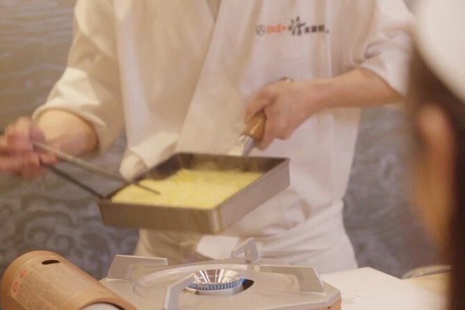 Sushi-Making in Nakameguro, Tokyo with a Professional Chef - Watching tamagoyaki being made live