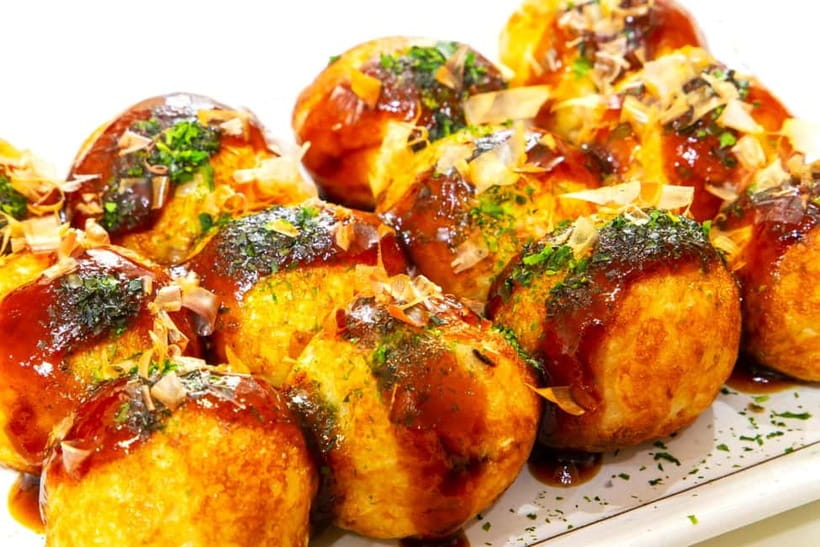 Takoyaki cooking experience in Kabukicho, Shinjuku - What the $25 price includes