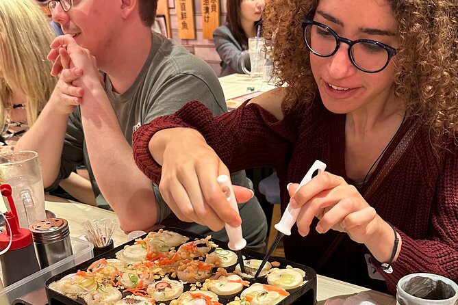 Takoyaki Party & Shinjuku Night Tour in Tokyo ※Unlimited Drinks - The optional Shinjuku walk after dinner