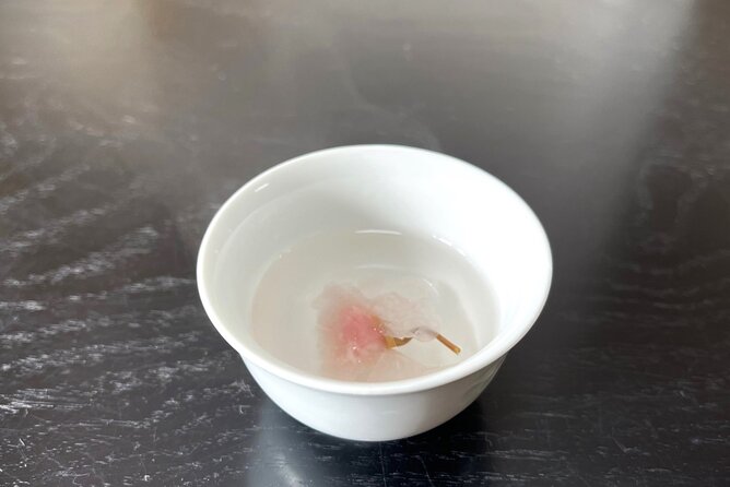 Tea Ceremony Workshop in Tokyo by the Experienced Instrucor - What this Tokyo tea ceremony actually teaches