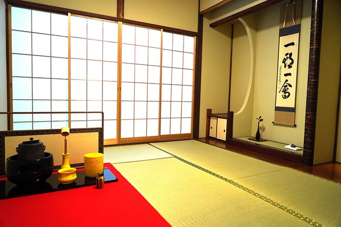 Tea Ceremony Workshop in Tokyo by the Experienced Instrucor - Clothing, comfort, and access