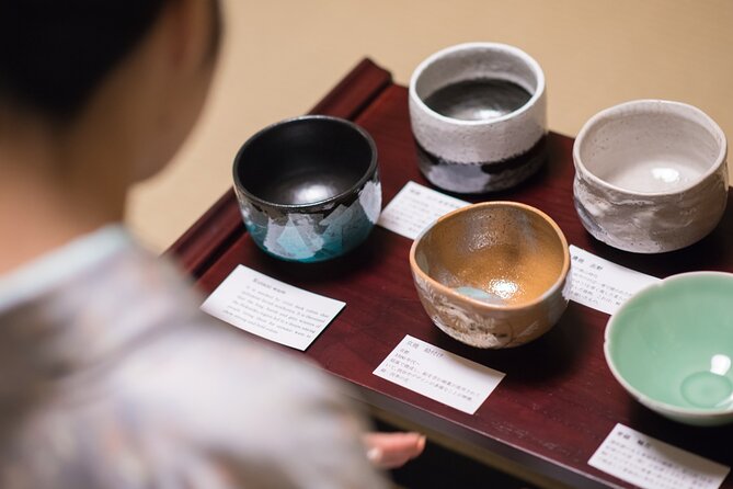 Tea Ceremony Workshop in Tokyo by the Experienced Instrucor - Entering the old house in Kotobuki