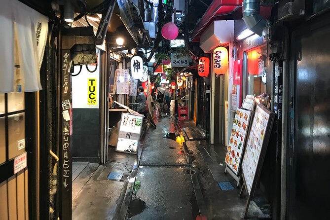 The Dark Side of Tokyo - Night Walking Tour Shinjuku Kabukicho - A Shinto Shrine in the Middle of the Nightlife