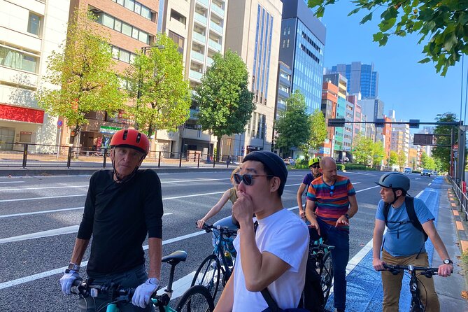 Tokyo: 3-Hour Bike/E-Bike Tour of the City's Highlights - Akasaka Palace and the National Stadium