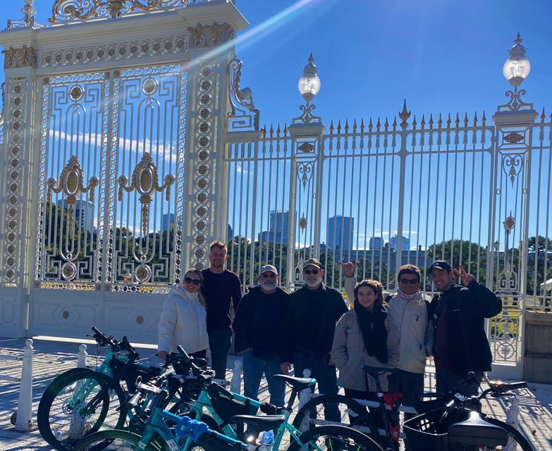 Tokyo: 3-Hour Bike or E-Bike City Highlights Tour - Safety, traffic, and group pace