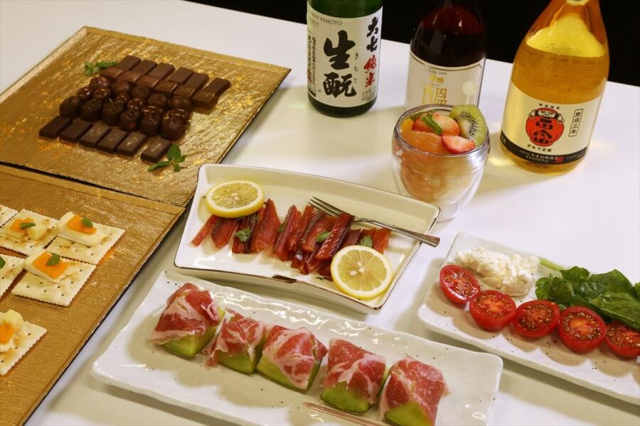 Tokyo: 7 Kinds of Sake Tasting with Japanese Food Pairings - The best way to prepare