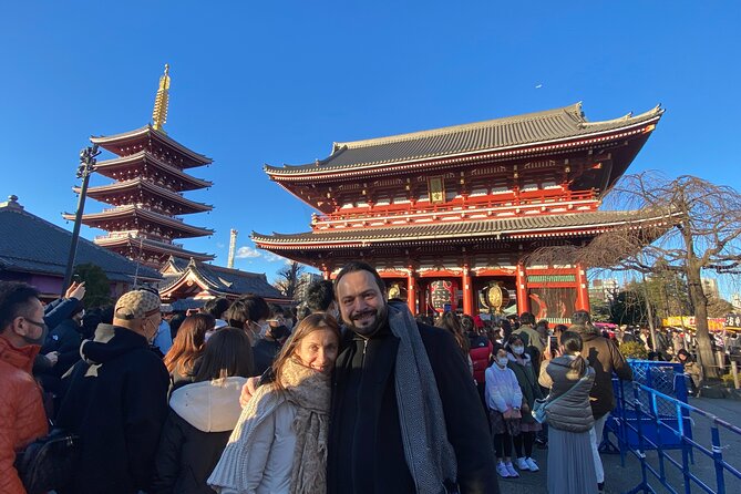 Tokyo 8hr Private Tour with Government-Licensed Guide - Shinjuku, Golden Gai, and Shinjuku Gyoen