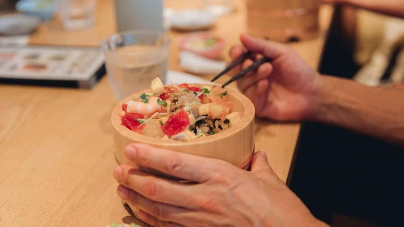 Tokyo After 5: Local Eats, Drinks & Culture Walk - What past experiences suggest about the guide service