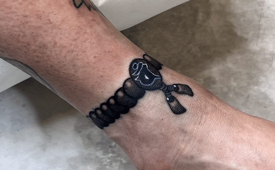 Tokyo: Anime, Manga or Kanji Tattoo in a Modern Salon - The tattooing session and comfort details