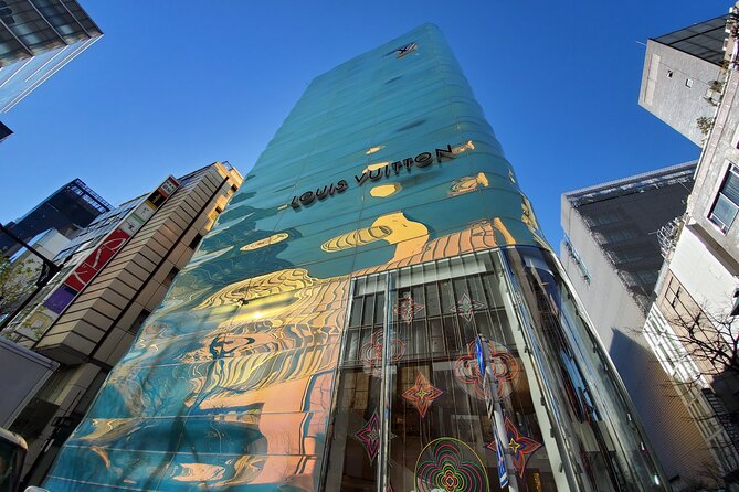 Tokyo Architecture and Contemporary Art Walking Tour with a local guide - Omotesando: fashion as architecture