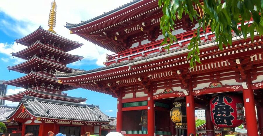 Tokyo: Asakusa and Tokyo’s Oldest Temple Senso-ji Tour - Why start your Tokyo visit in Asakusa?
