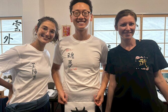 Tokyo Asakusa:Calligraphy & Make T-shirt Activity - First lesson: characters, culture, and the fude
