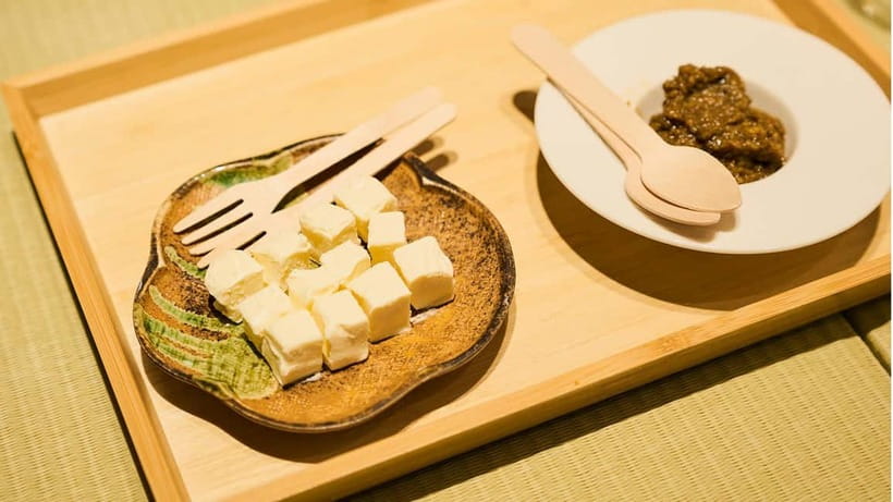 Tokyo: Asakusa Guided Food Tour with 12 Dishes & 3 Drinks - Why this Asakusa food tour works for first-time eaters
