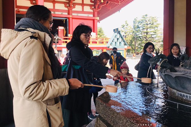 Tokyo Asakusa Half Day Walking Tour with Local Guide - A route that can change around your interests