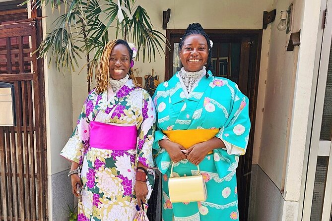 Tokyo Asakusa Kimono Rental - What the one-hour fitting involves