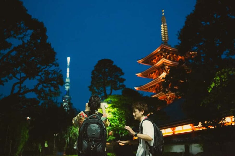 Tokyo: Asakusa Photogenic Night Walk with 1 drink - Finishing on Hoppy Street