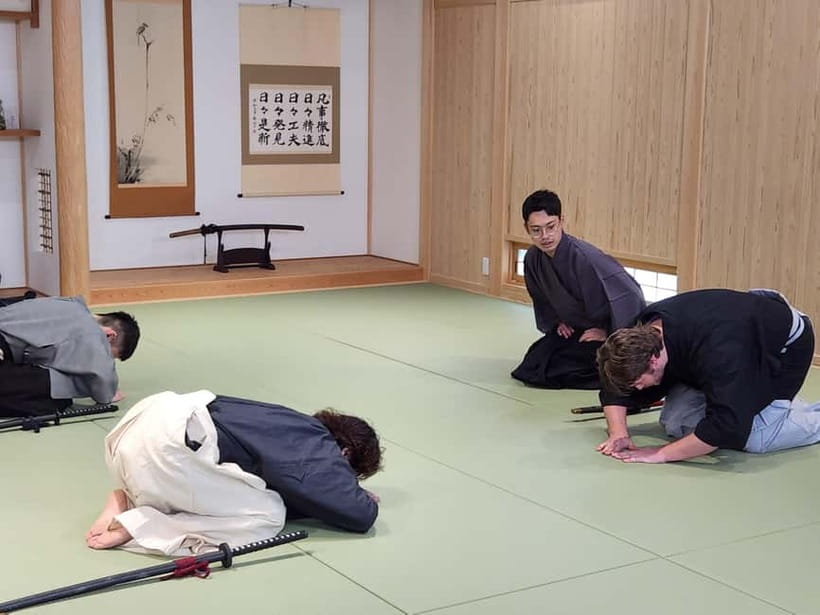 Tokyo Asakusa : Samurai School, Become a Samurai Warrior - Key points to know before booking