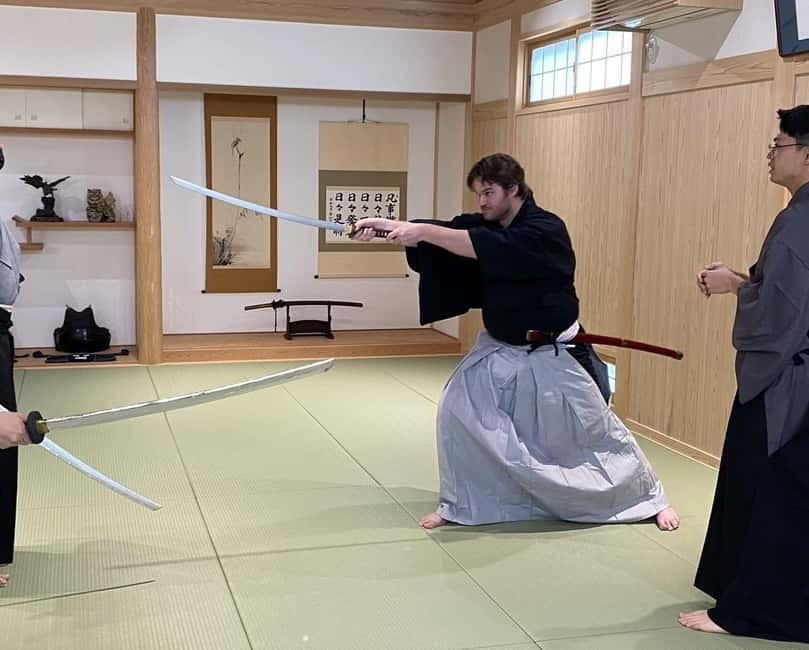Tokyo Asakusa : Samurai School, Become a Samurai Warrior - Changing into a samurai
