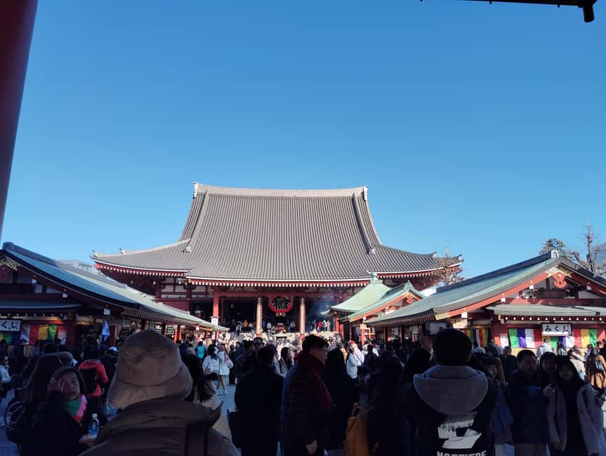 Tokyo: Asakusa & Senso-ji Temple 1.5-Hour Guided Tour - Guide quality and the small-group advantage