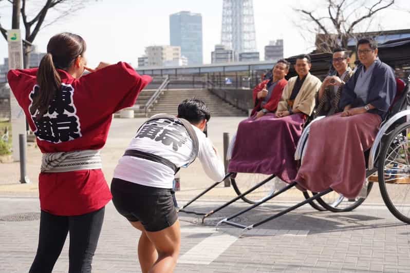 Tokyo: Asakusa tour by rickshaw - A quick ride with a surprisingly good view