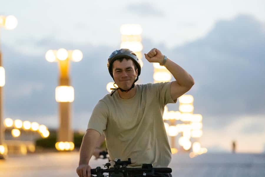 Tokyo Bay Area: Sunset Night View 3h E-bike Guided Bike Tour - What the $65 price really covers