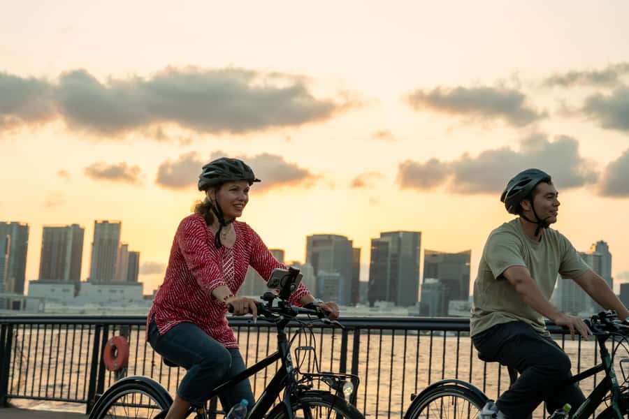 Tokyo Bay Area: Sunset Night View 3h E-bike Guided Bike Tour - Why the e-bike works well in Tokyo
