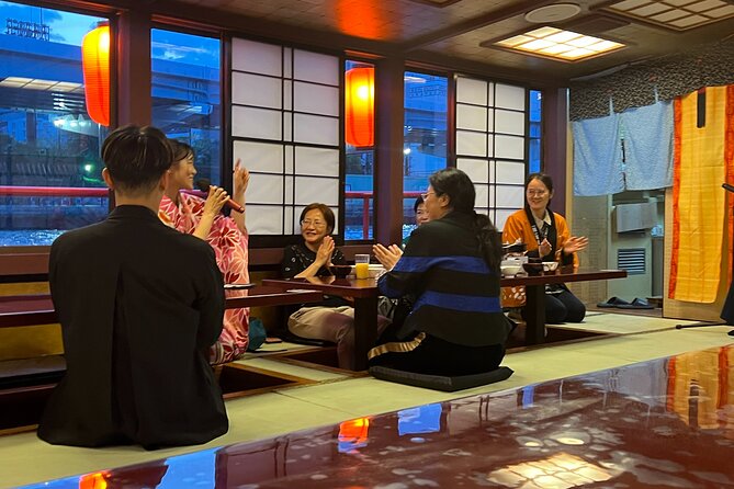 Tokyo Bay Yakatabune Cruise with Traditional JapaneseShow Drinks - What the Strong Feedback Gets Right