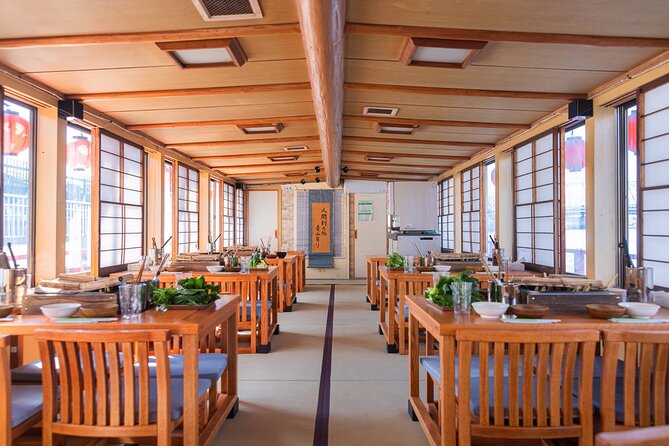 Tokyo Bay Yakatabune Dinner/Day Cruise with Japan Show and Drinks - Key details before you book