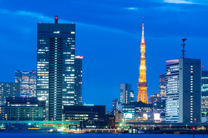 Tokyo Bay Yakatabune Dinner/Day Cruise with Japan Show and Drinks - Tokyo Tower on the skyline