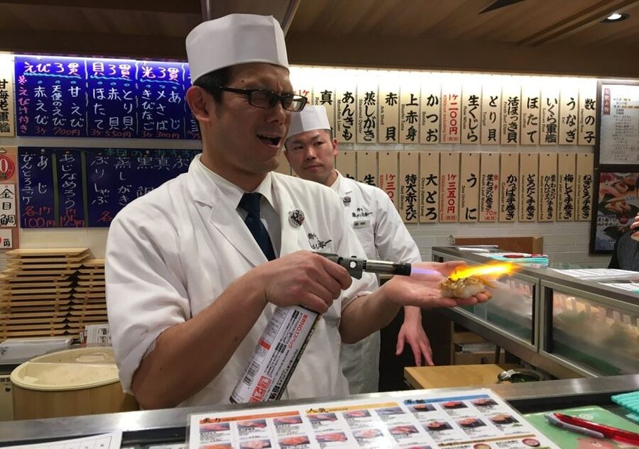 Tokyo: Best of Shibuya Food Tour - The five-stop route, from sushi to dessert