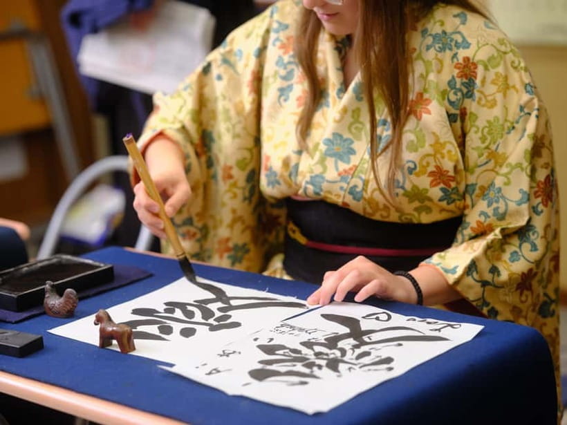 Tokyo: Calligraphy Experience with yukata or Samue - Tea, snacks, and the quieter side of Tokyo