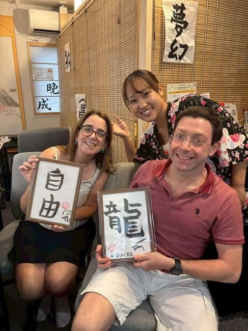 Tokyo:Calligraphy &Make your original folding fan in Asakusa - Choosing a word, name, or character