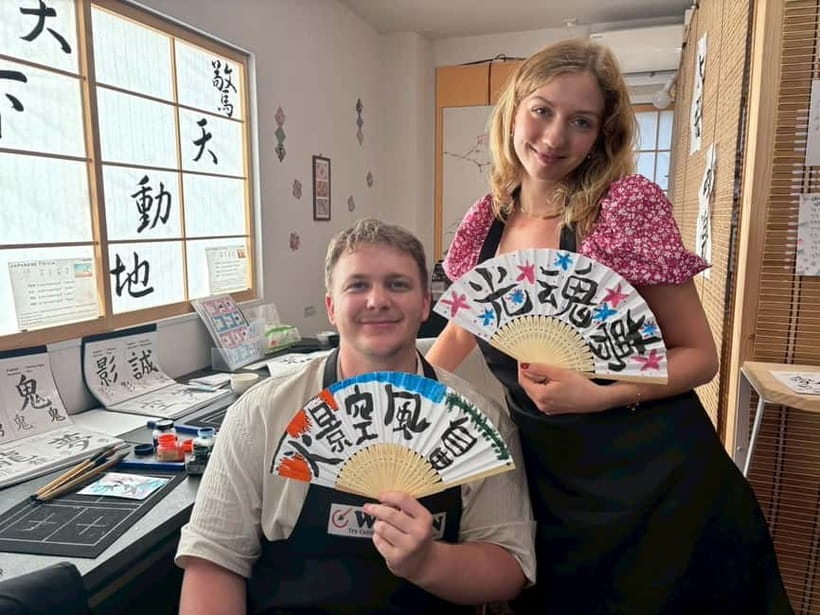 Tokyo:Calligraphy &Make your original folding fan in Asakusa - Making the original folding fan