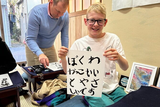 Tokyo: Calligraphy Workshop & Original T-Shirt Creation - Creating a Japanese version of your name