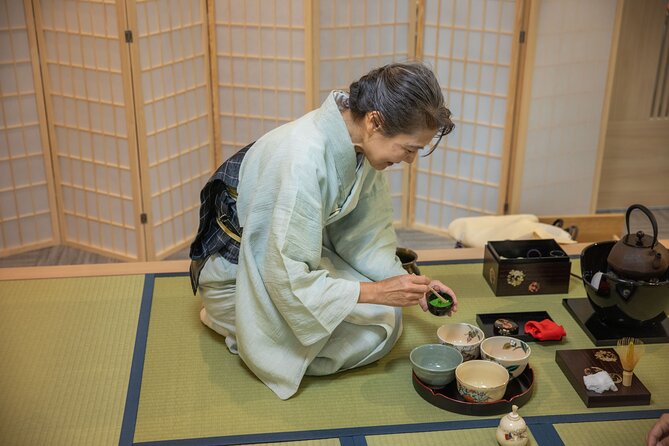 Tokyo: Casual Japanese Tea Ceremony Experience - Asking questions and taking photos