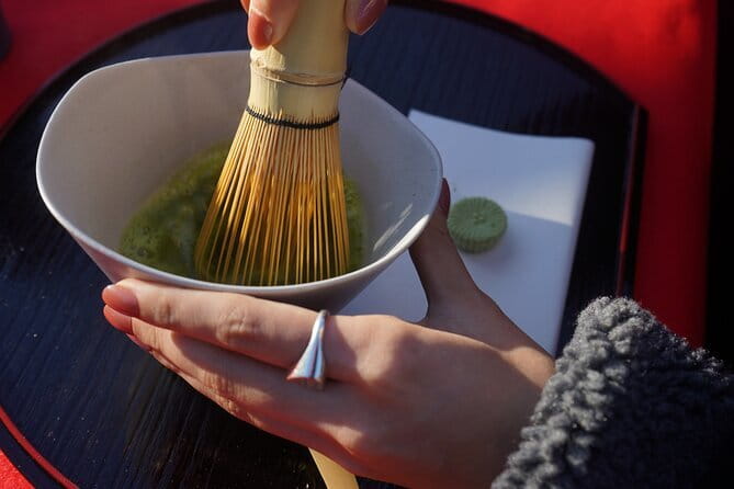 Tokyo Cherry Blossom Matcha Experience in Yoyogi Park (Shibuya) - A Relaxed Alternative to a Formal Tea Ceremony