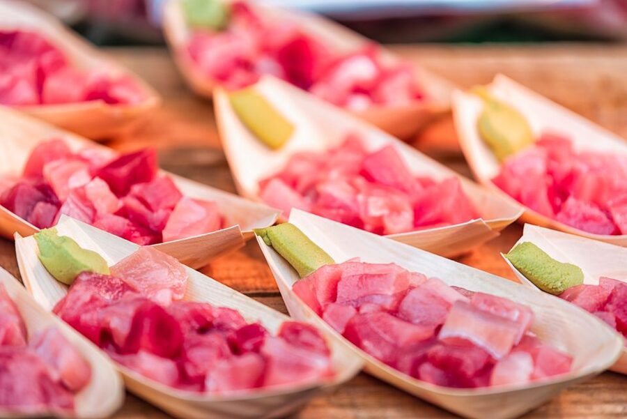 Tokyo: Classic Tsukiji Food Tour - Starting with breakfast near Tsukiji