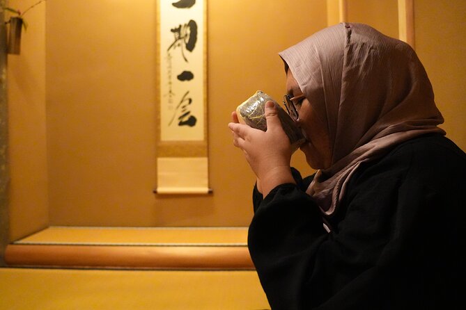 Tokyo Customized Private Tour (Must See Places in 1 Day) - Shinjuku, Golden Gai, and Shinjuku Gyoen