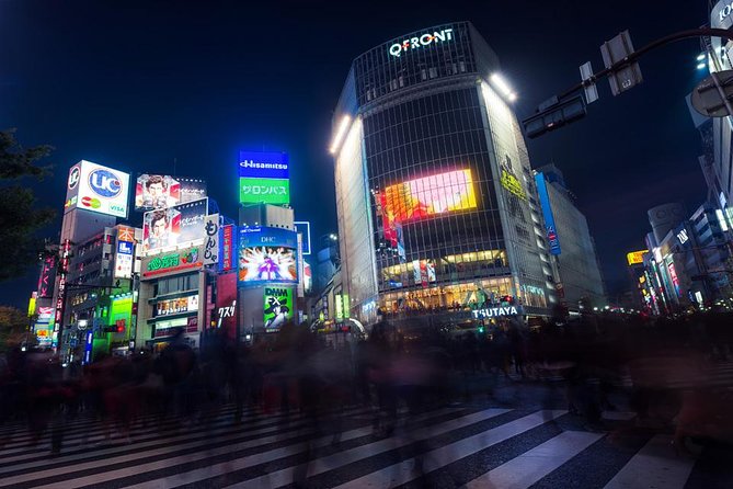 Tokyo Cyberpunk Street Photo Tour - Camera, phone, tripod, and walking advice