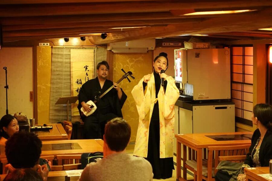 Tokyo Dinner Cruise & Tradition Show & Drinks & Tokyo Tower - Why Tokyo Bay Looks Better From a Yakatabune