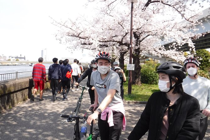 Tokyo downtown bicycle tour Tokyo Backstreets Bike Tour - Traditional crafts in the Edo Taito district